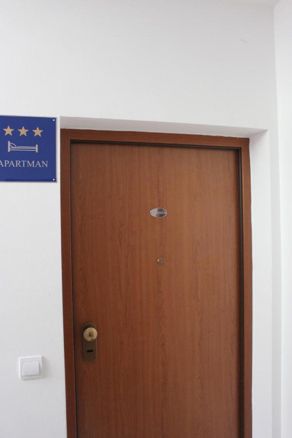 Apartament Toni Omiš Zewnętrze zdjęcie