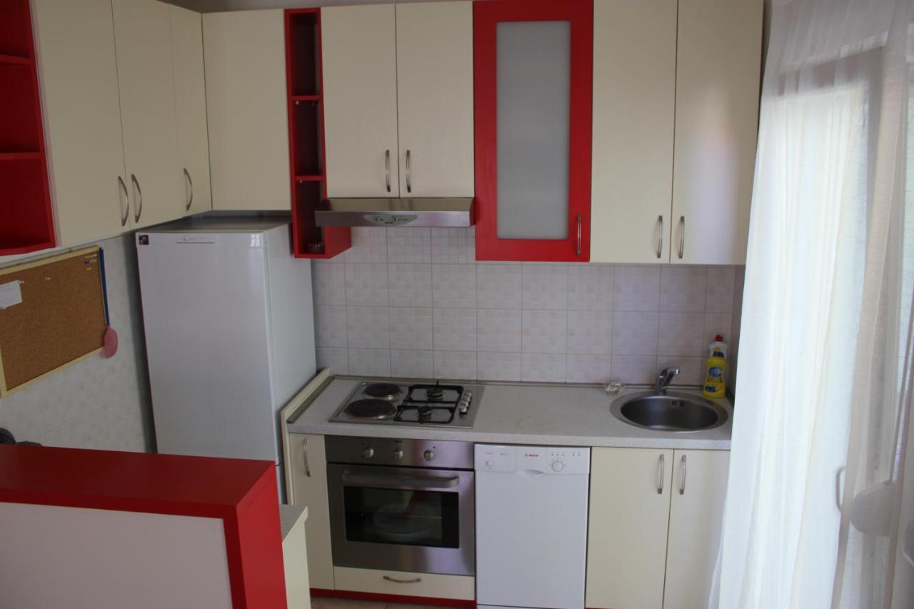 Apartament Toni Omiš Zewnętrze zdjęcie