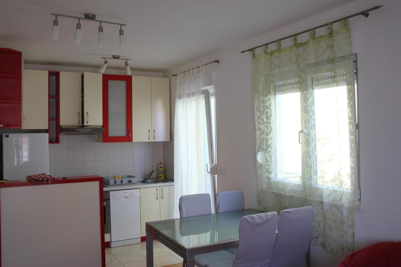 Apartament Toni Omiš Zewnętrze zdjęcie