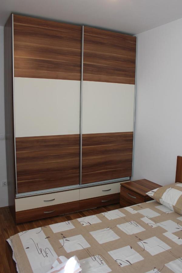 Apartament Toni Omiš Zewnętrze zdjęcie