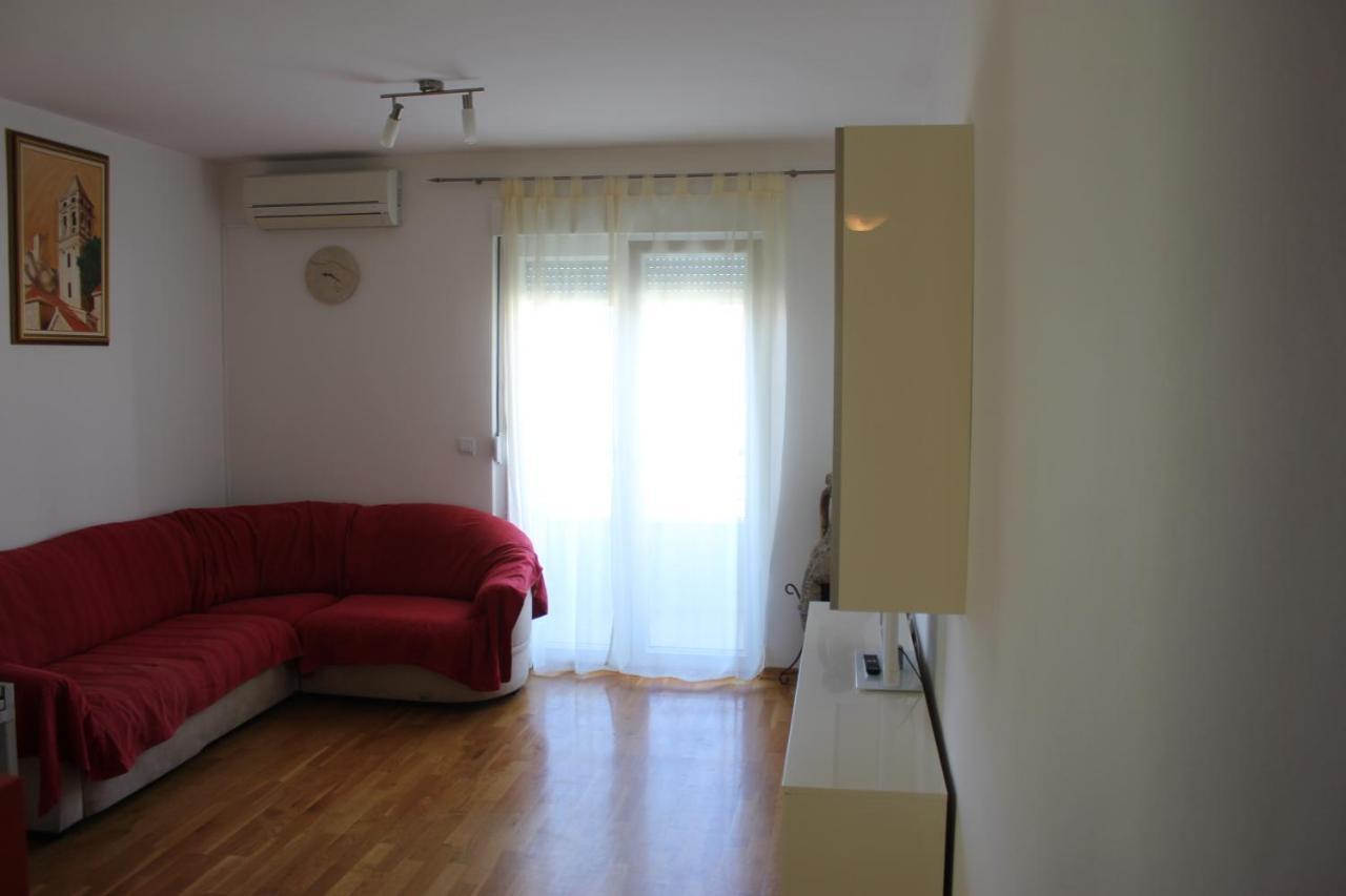 Apartament Toni Omiš Zewnętrze zdjęcie